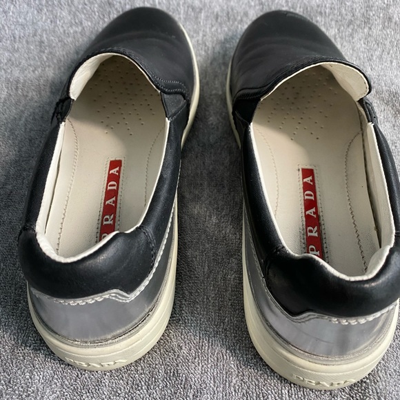 Prada Women’s Sneakers (Size 35.5 Women’s) - Picture 2 of 6